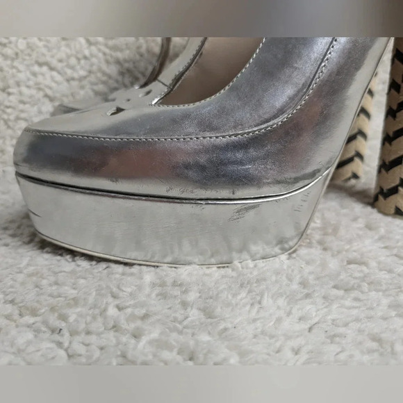 Sophia Webster Silver Heels with Chevron Block Heel - Picture 6 of 13
